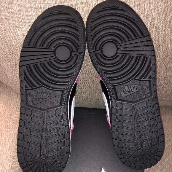 pinksicle jordan 1 mid